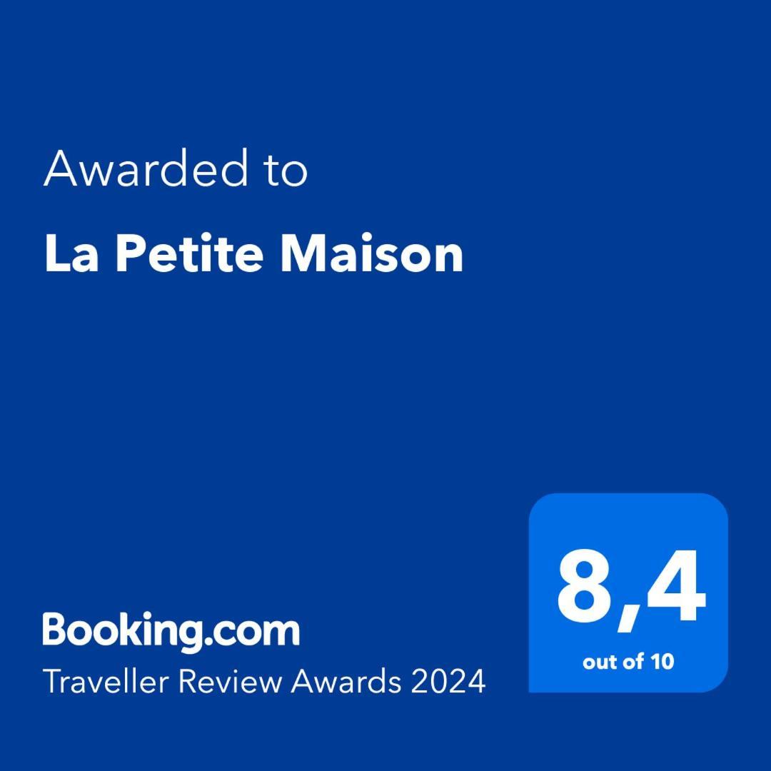 La Petite Maison Lägenhet Ateleta Exteriör bild